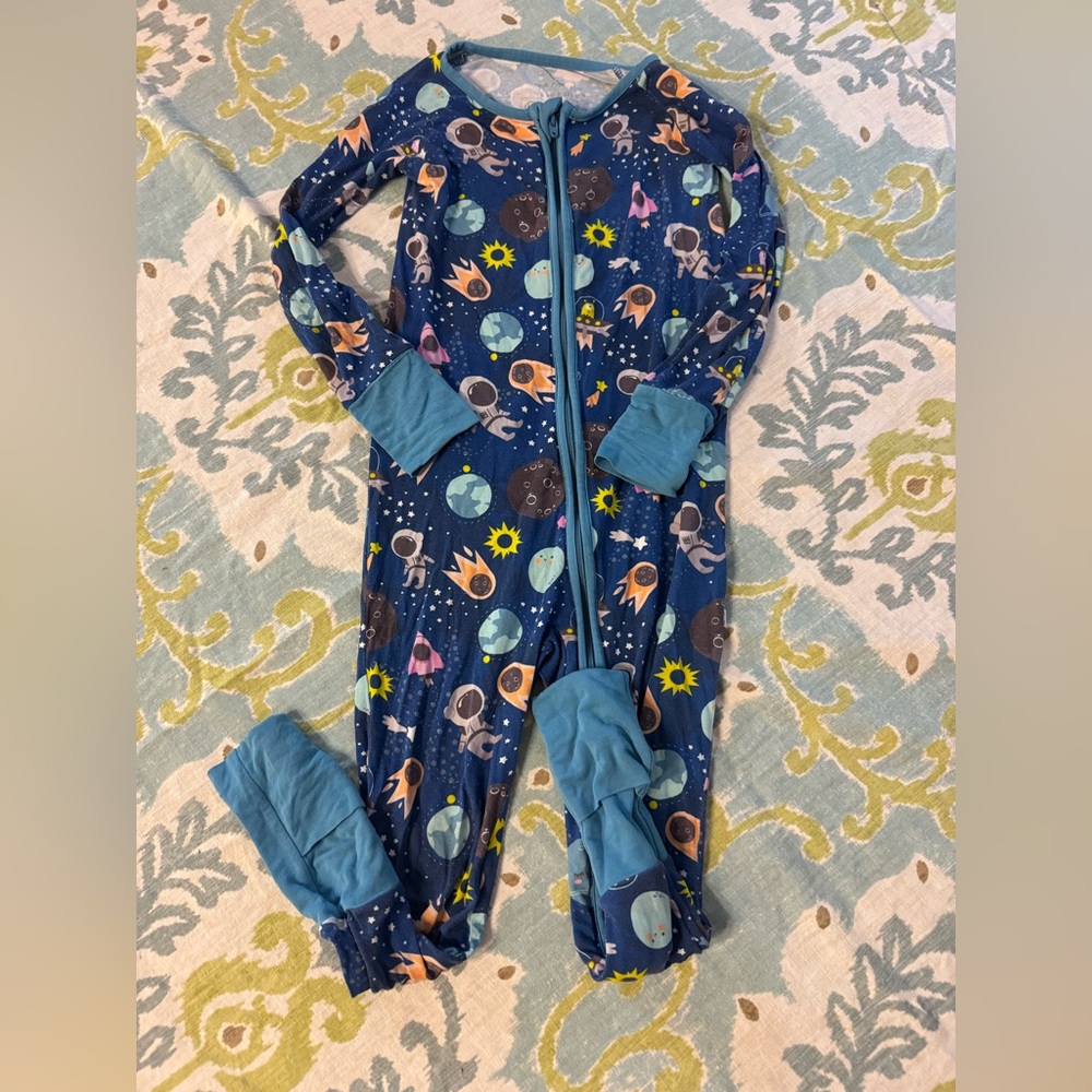Little sleepies 3T space zippies pajamas